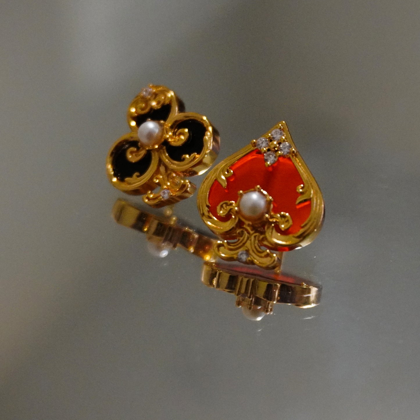 Alice in Wonderland Earring